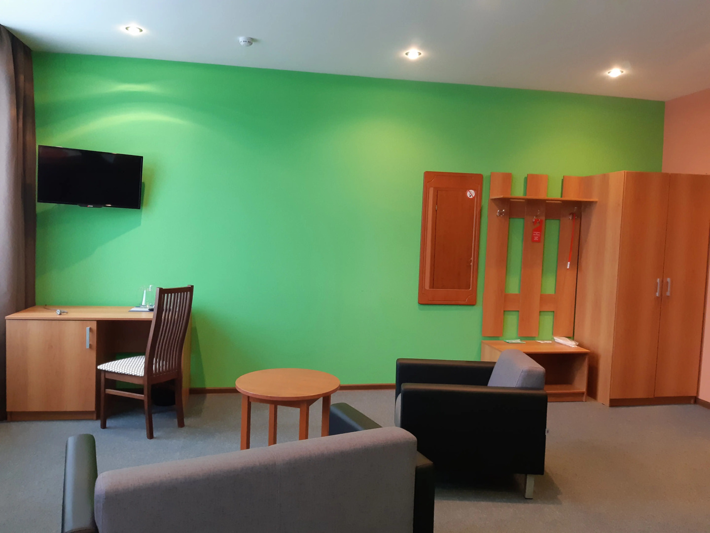 Гостиница Мега