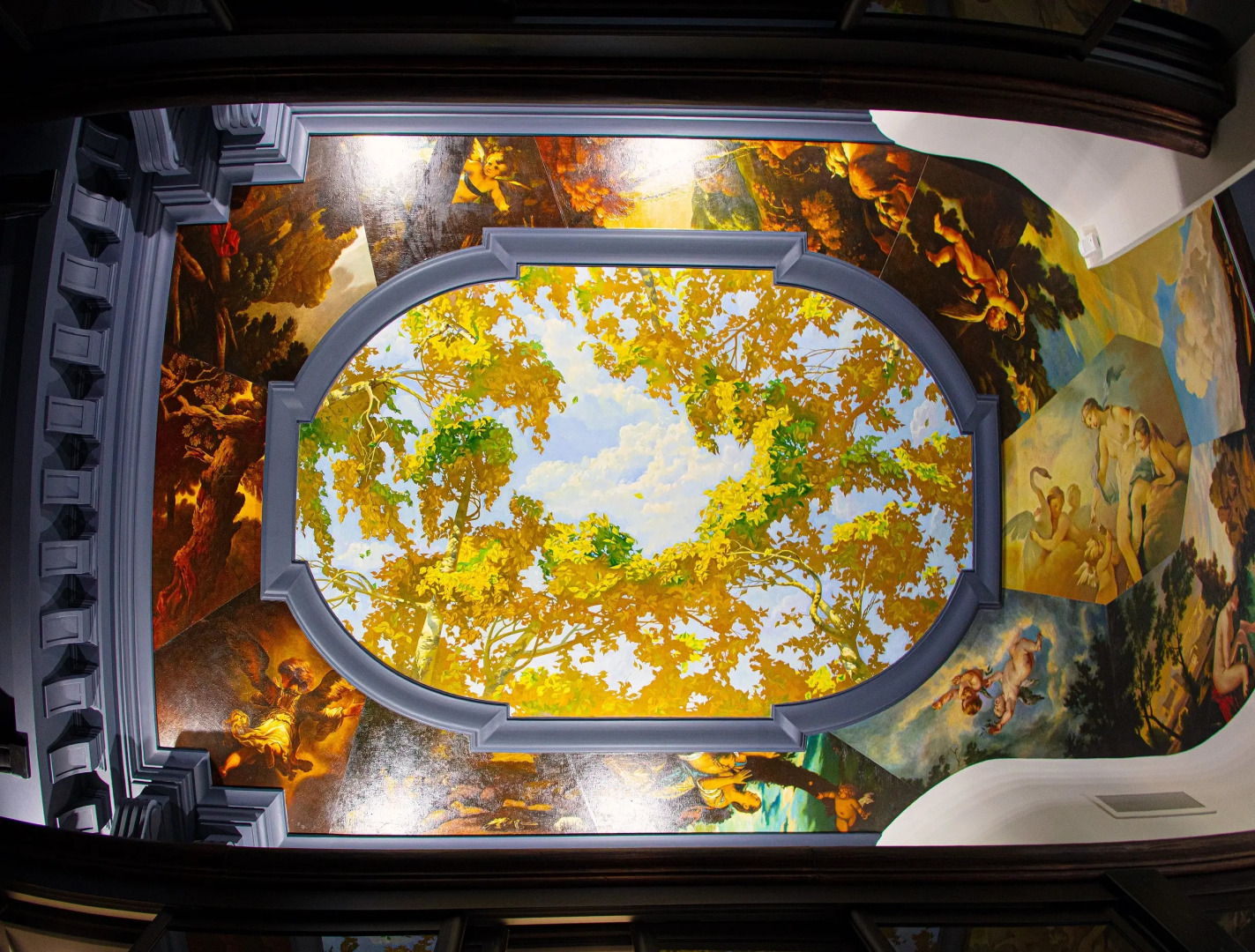 Апартаменты с террасой и видом на Петербург