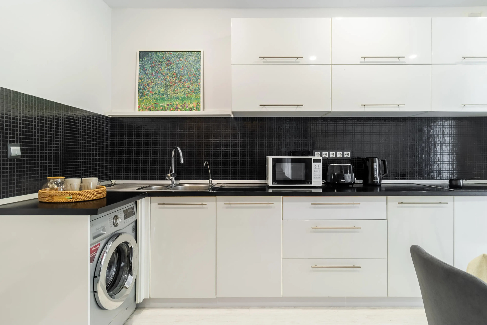 Квартира Апартаменты на 1 й Оранжерейной 28 А