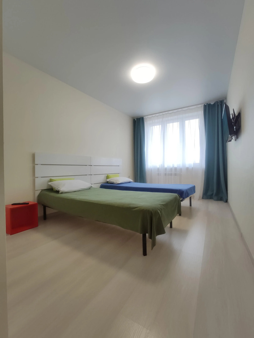 Квартира 3-комнатная в Лайнере с видом на Залив