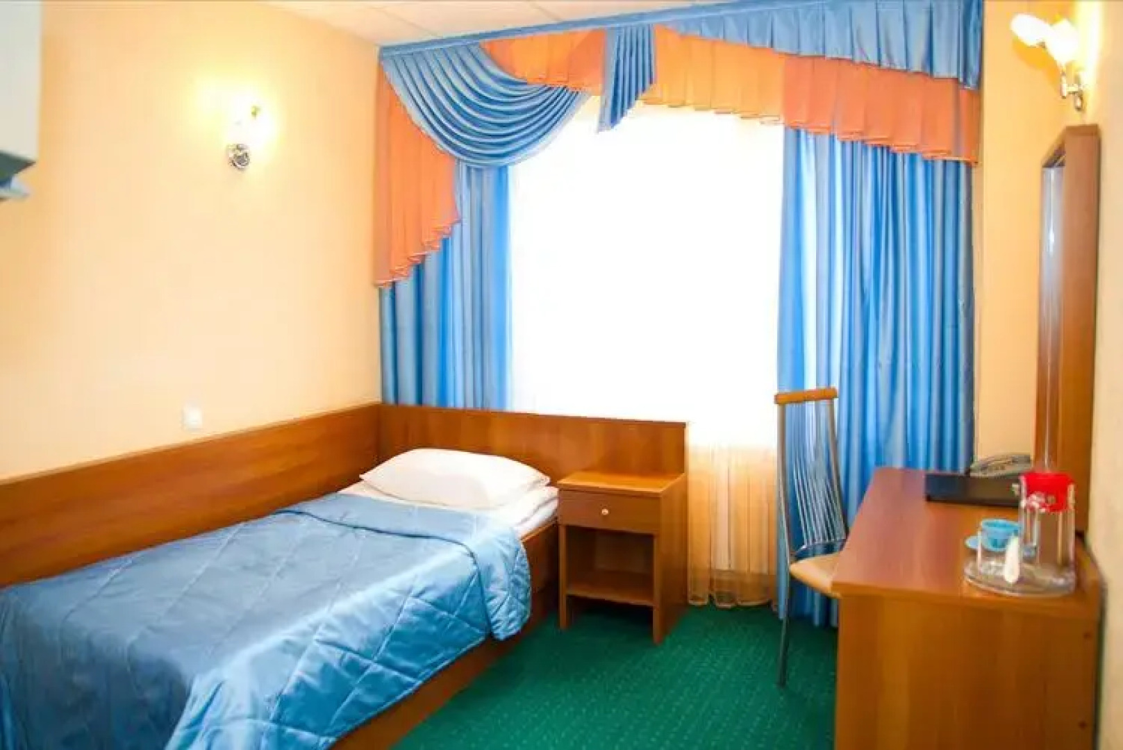 Отель Варта