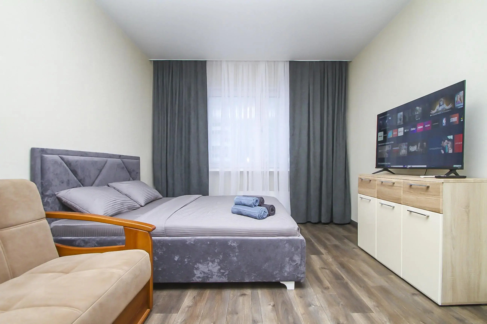 Апартаменты 1 комнатные Каролинского 9