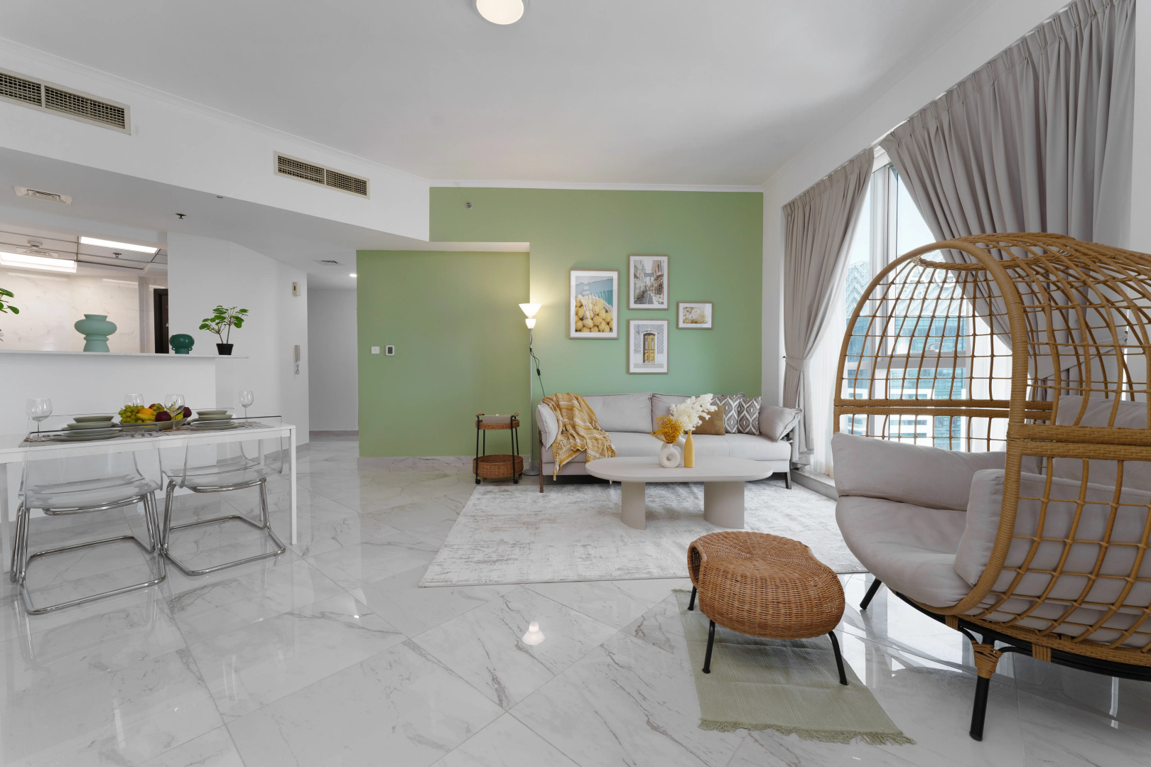 Апартаменты Unique & Stylish High Floor close to Marine Club