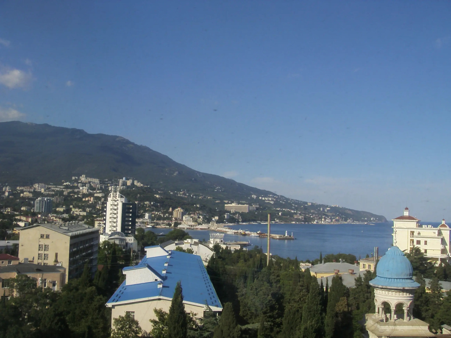 Primorskiy Park Apartments