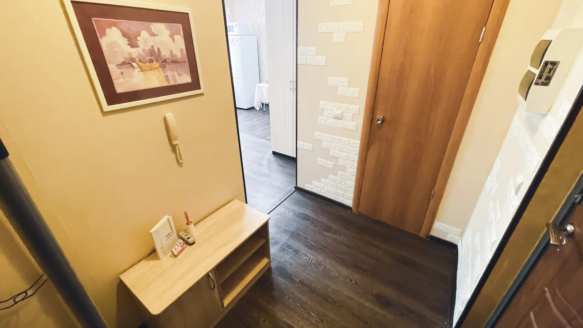 Апартаменты Крокус рядом с РОСПАН