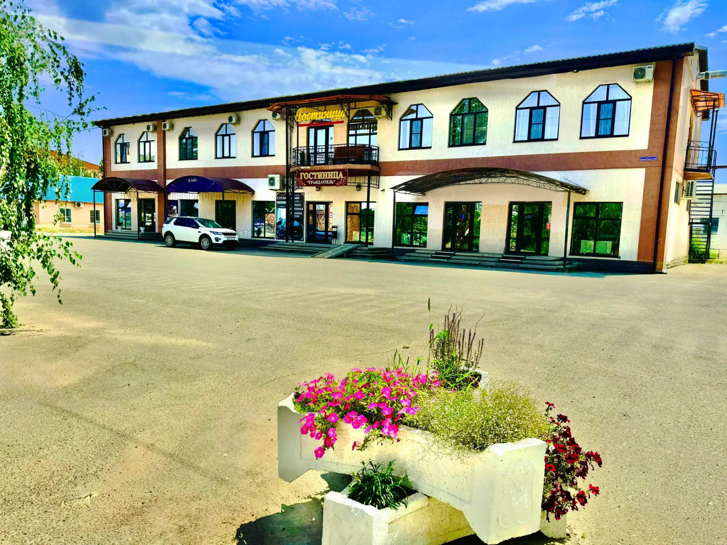 Отель Гранд