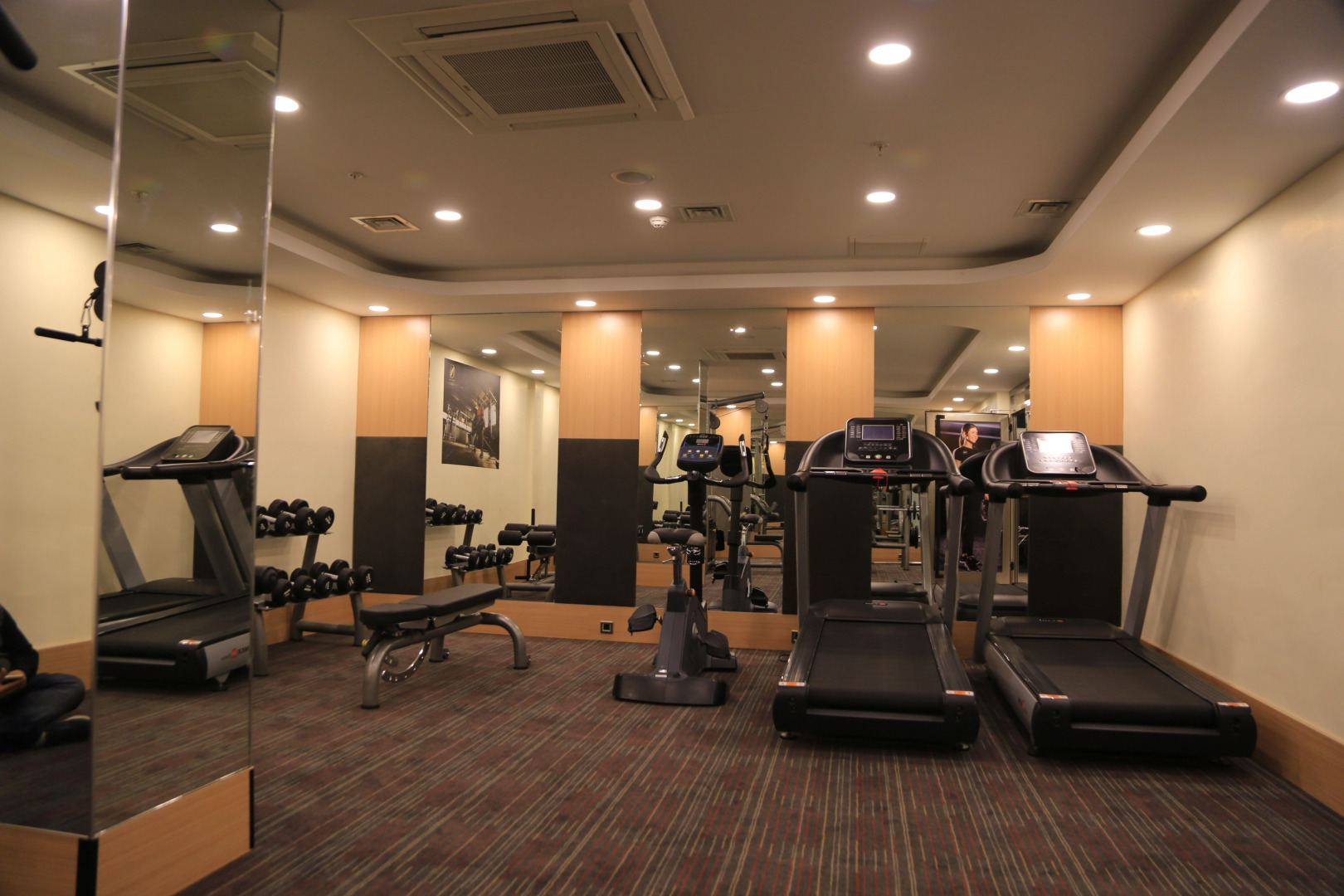 Отель New Garden