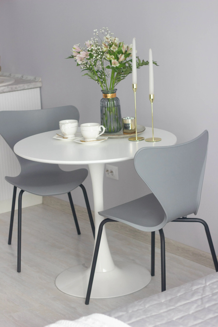 Апартаменты Еsenia Home - White Horce