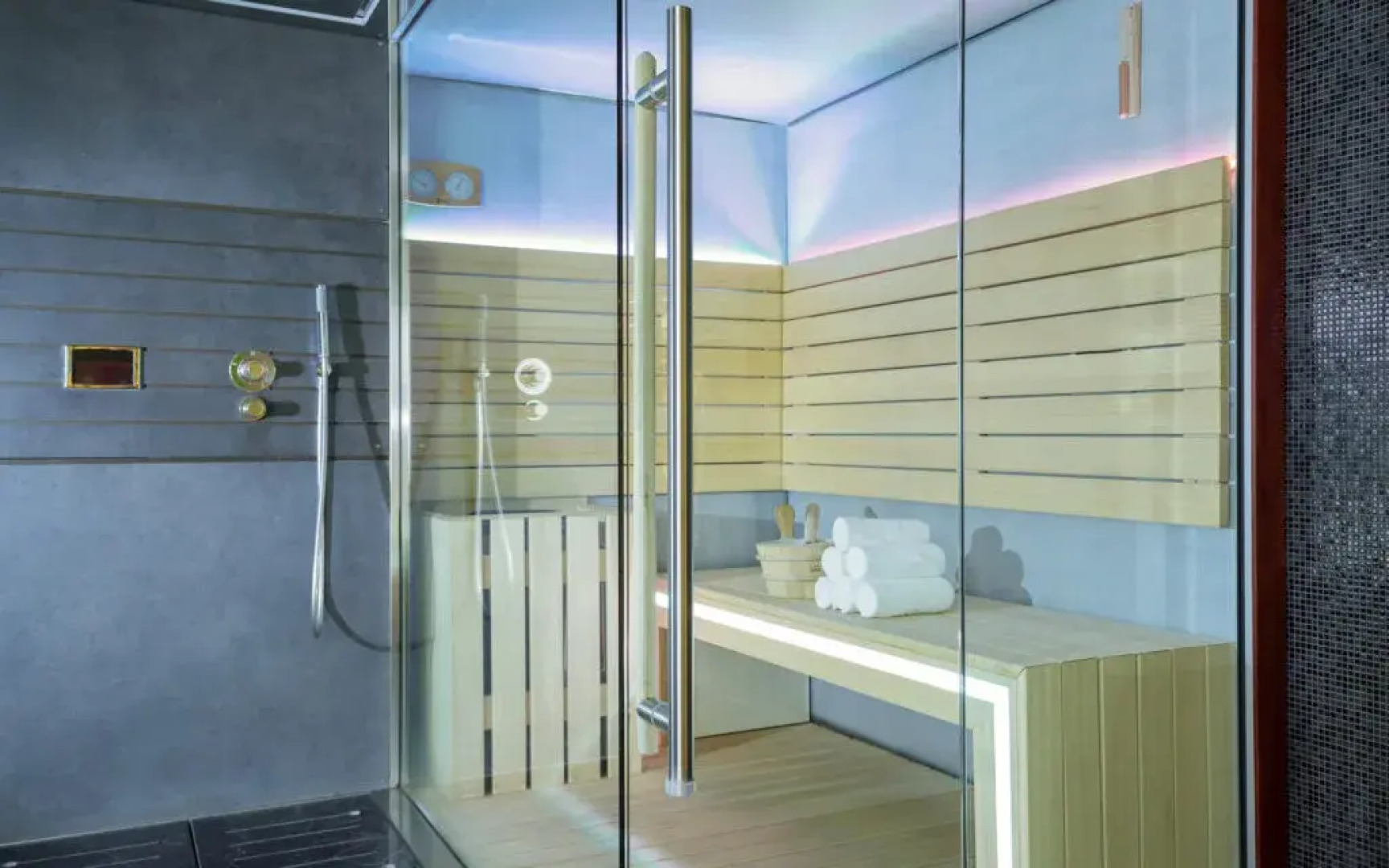 Отель Домина Санкт-Петербург