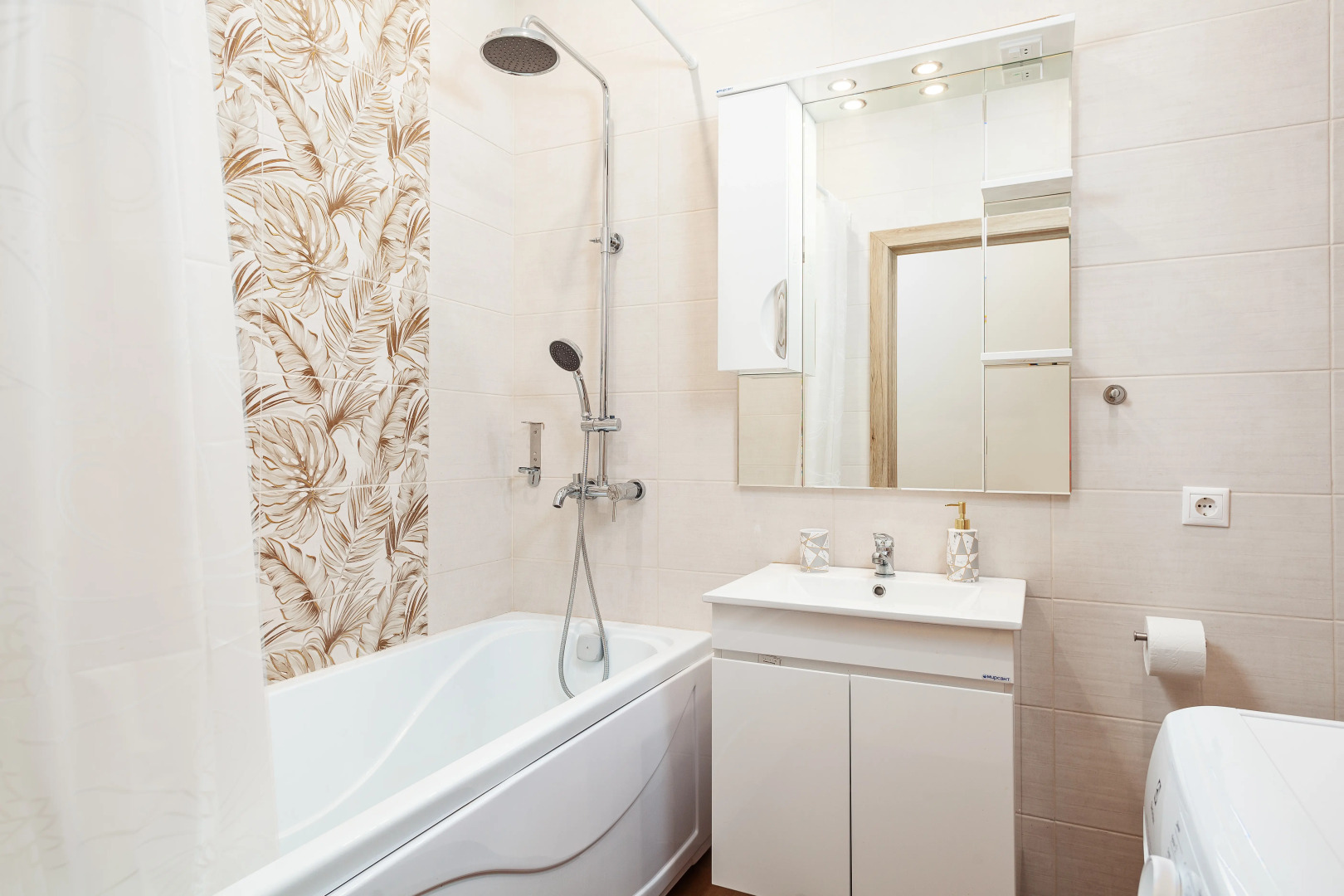 Апартаменты для Большой Семьи с Тремя Балконами