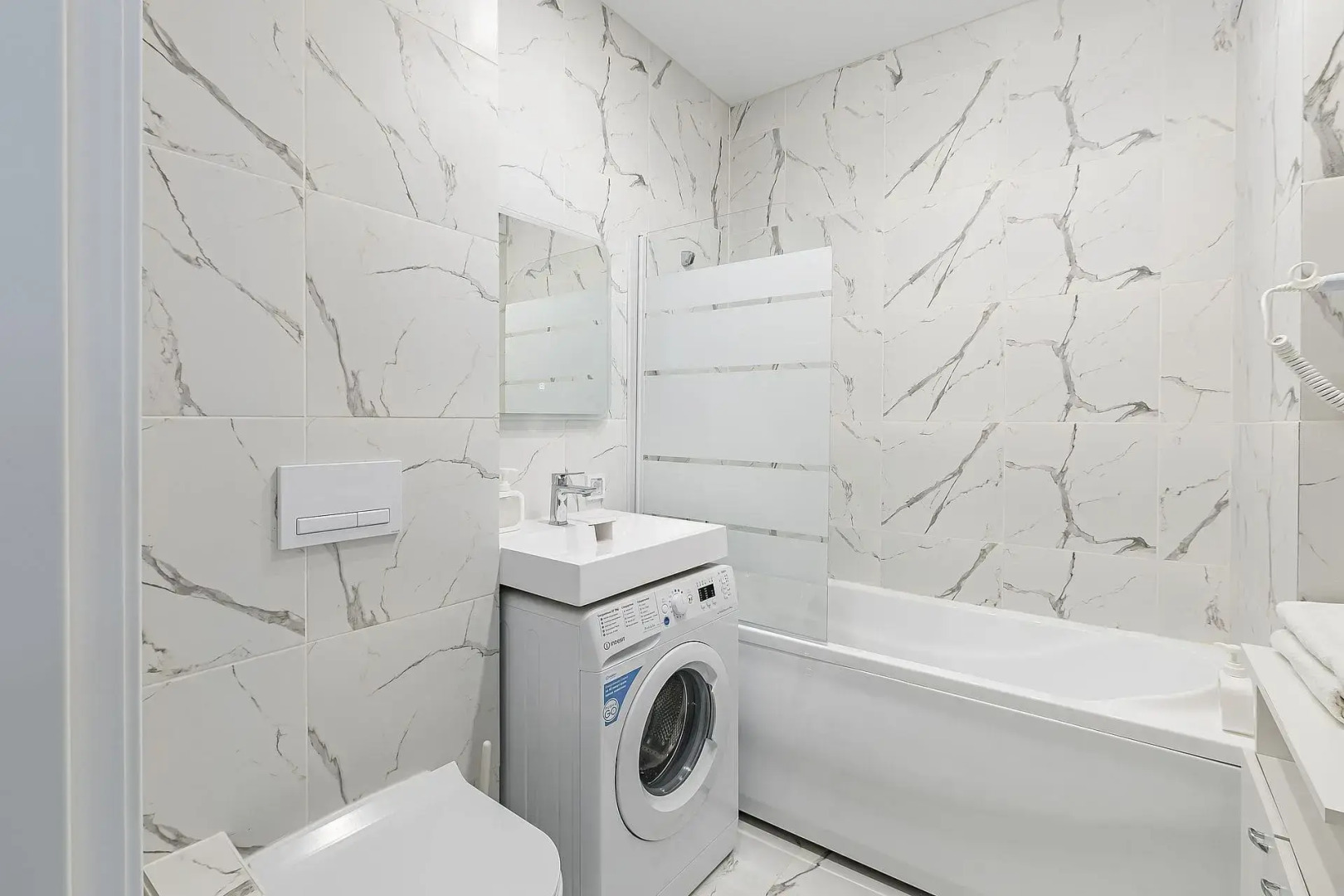 Квартира Комфорт у Океаниса и Парка Швейцария