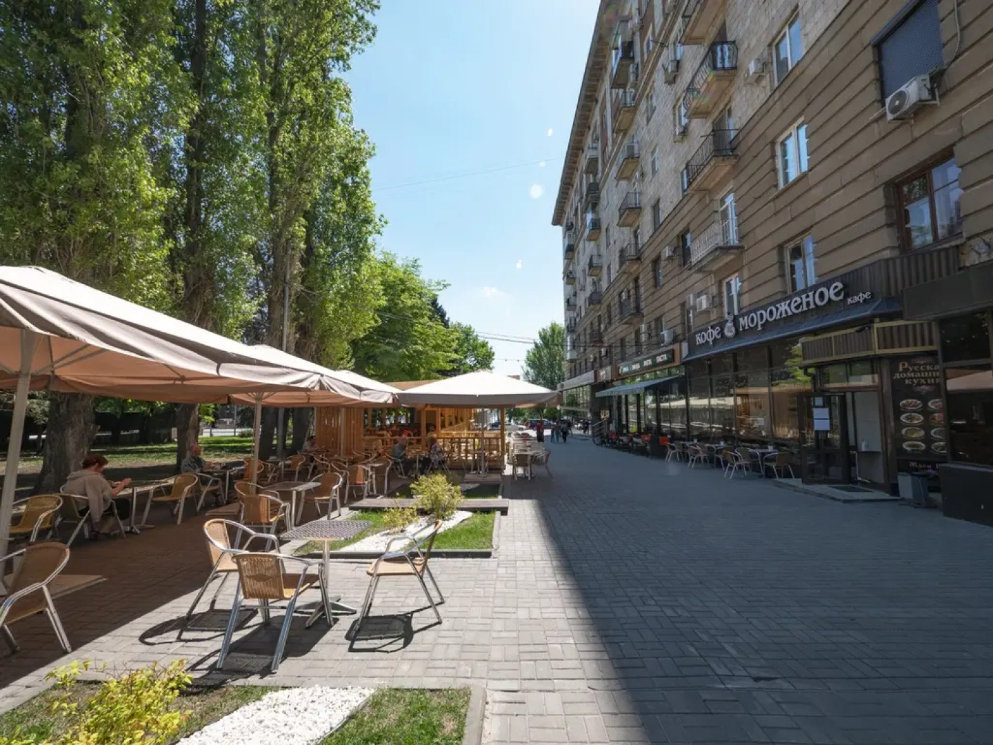 Квартира Величественная сталинка на набережной в историческом центре города-героя.