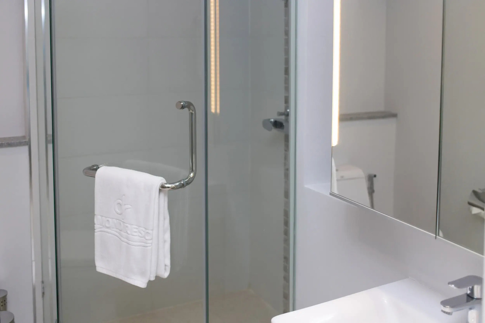 Апартаменты 1-комнатные c выходом к бассейну 10 минут до пляжа Банг Тао DMD-5104