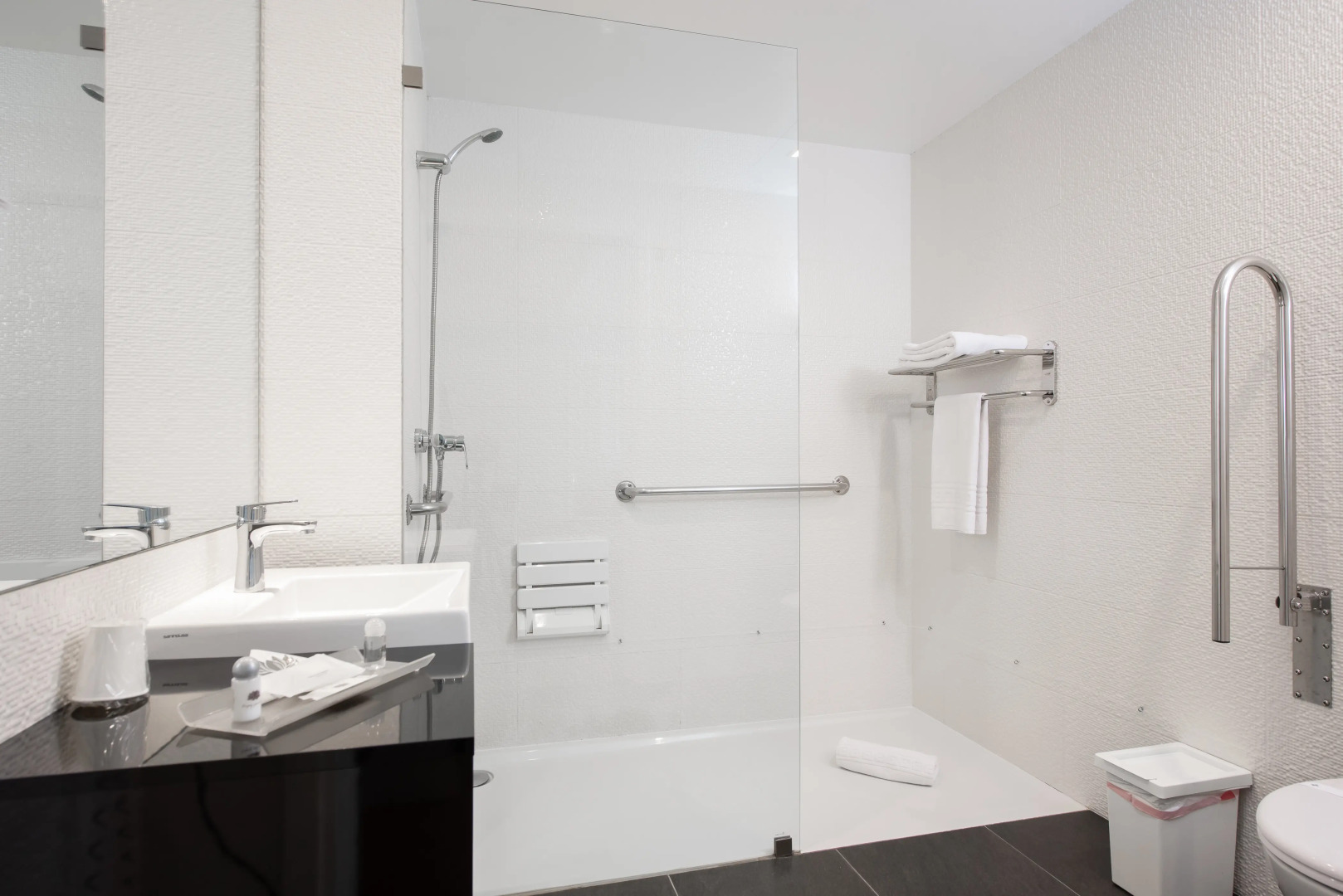 Essence  Inn Marianos Hotel