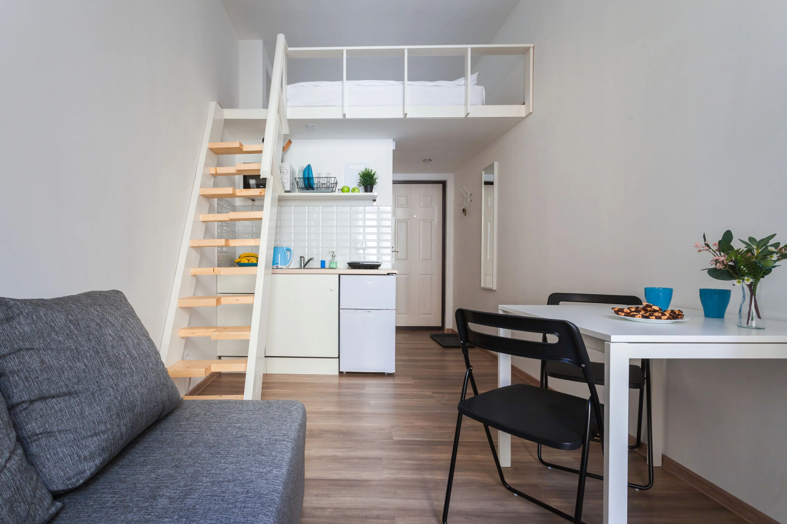 Апартаменты Двухуровневая студия в центре #2