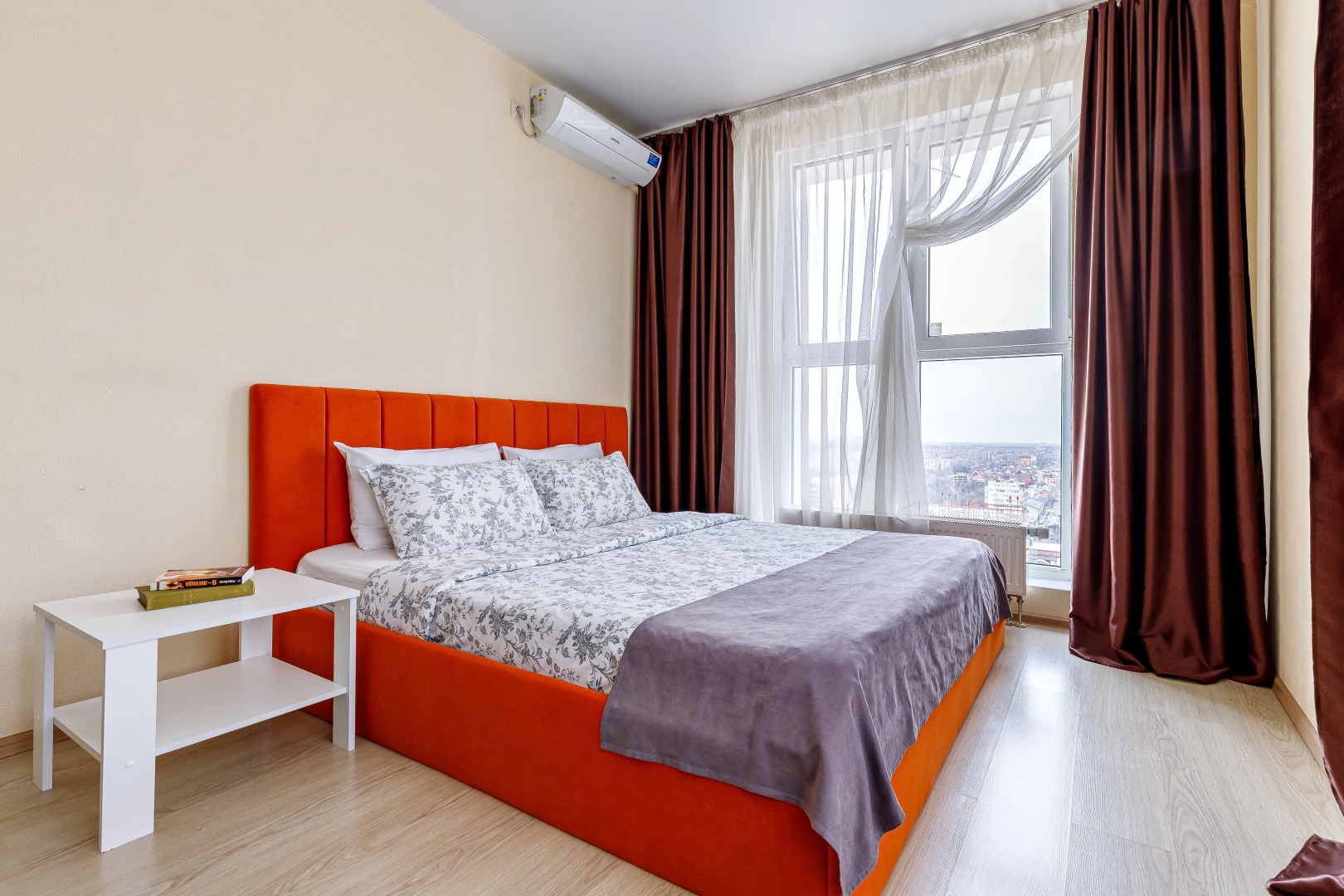 Апартаменты с видом с 70 метров, который сведет с ума  Панорамный балкон Lounge зона