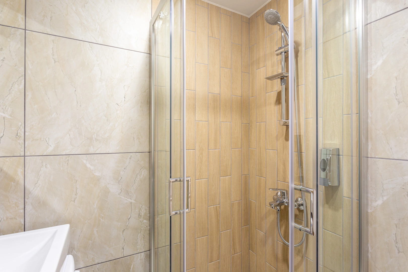 Апартаменты Морент с дизайнерским ремонтом в ЖК «Фрукты»