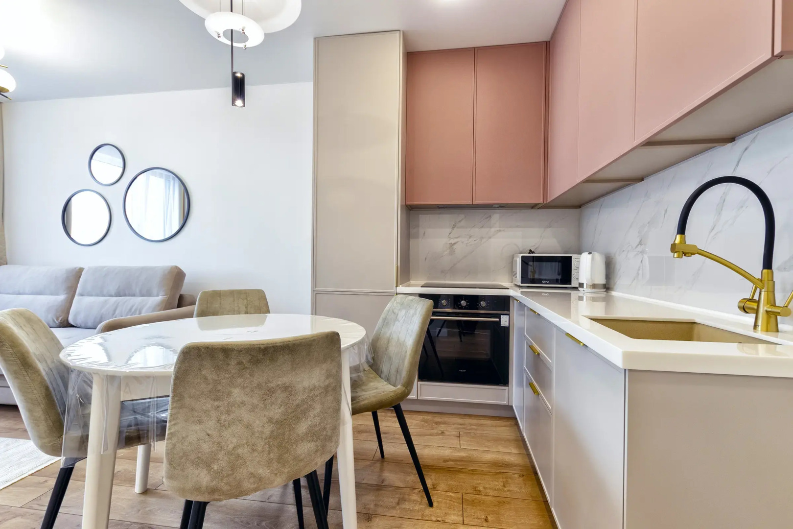 Квартира 2х комнатная в центре Астаны