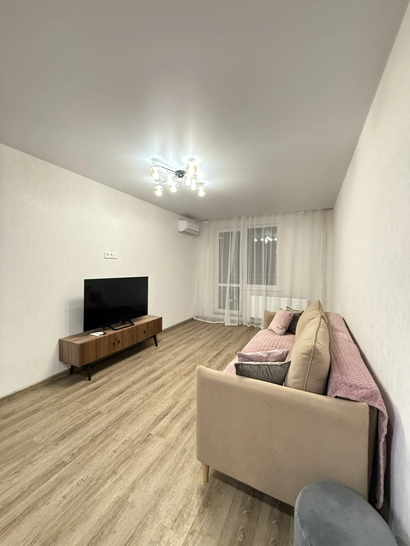 Апартаменты Современные двухкомнатные вблизи Мамаева Кургана