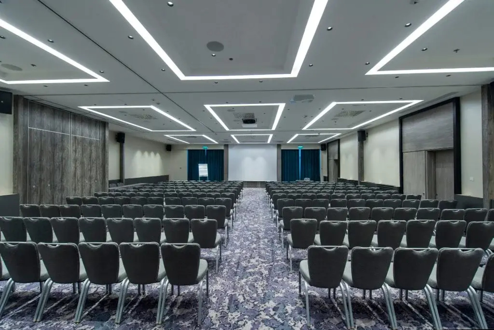 Отель Radisson Blu