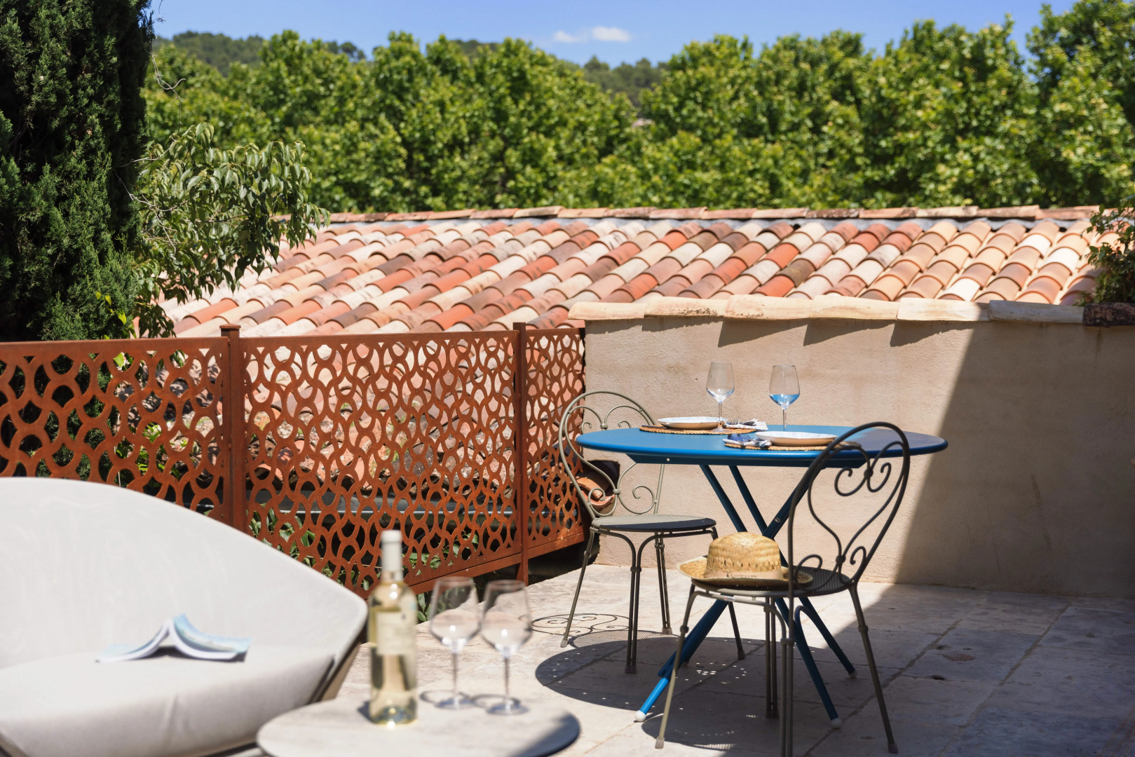 Курортный отель LOU CALEN