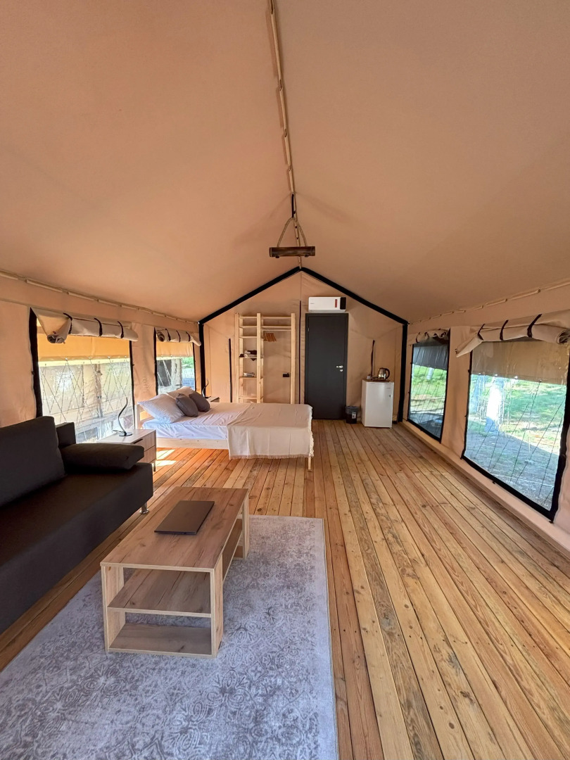 Курортный отель Hotsglamping