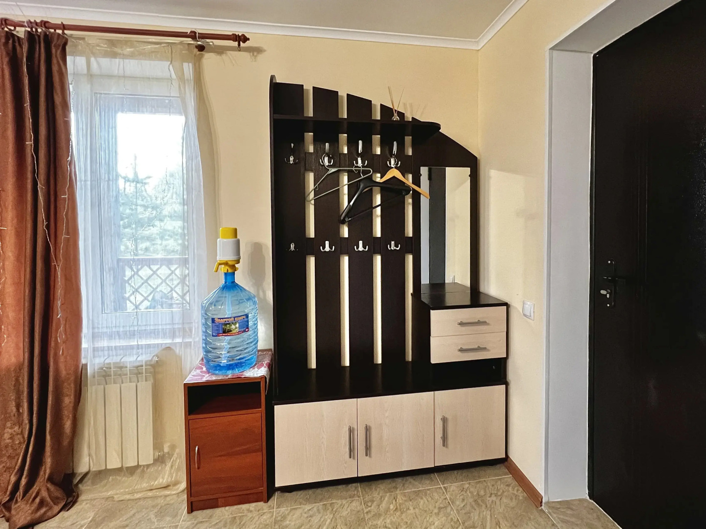 Гостевой дом Загородный таунхаус на берегу собственно водоёма