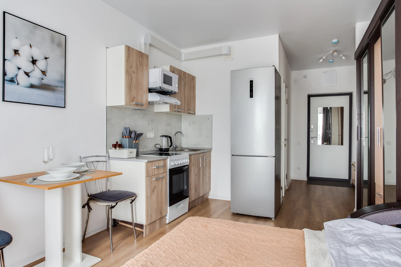 Апартаменты ApartsLoungeЖК Самолет 1