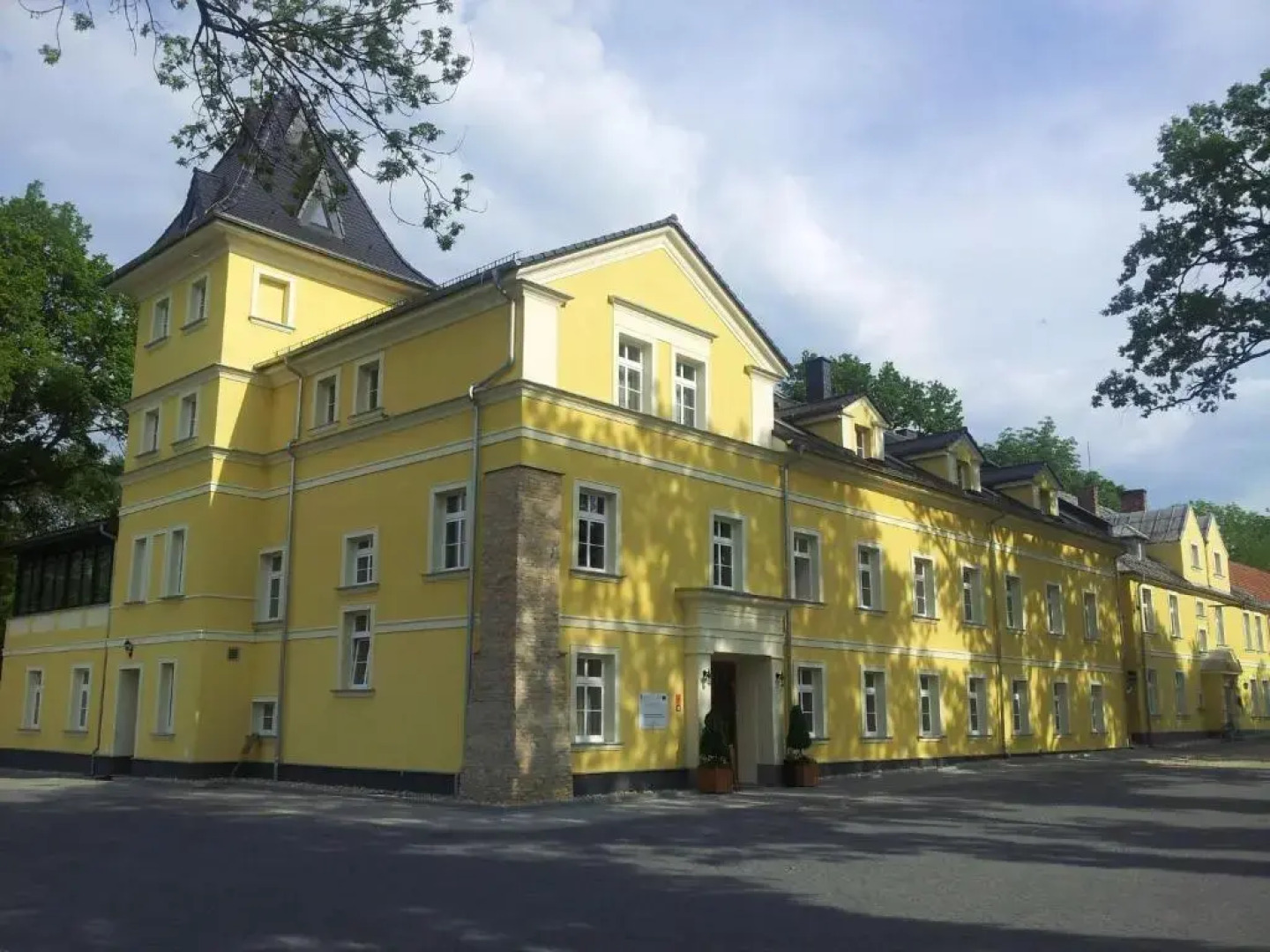 Отель Pałac Lucja