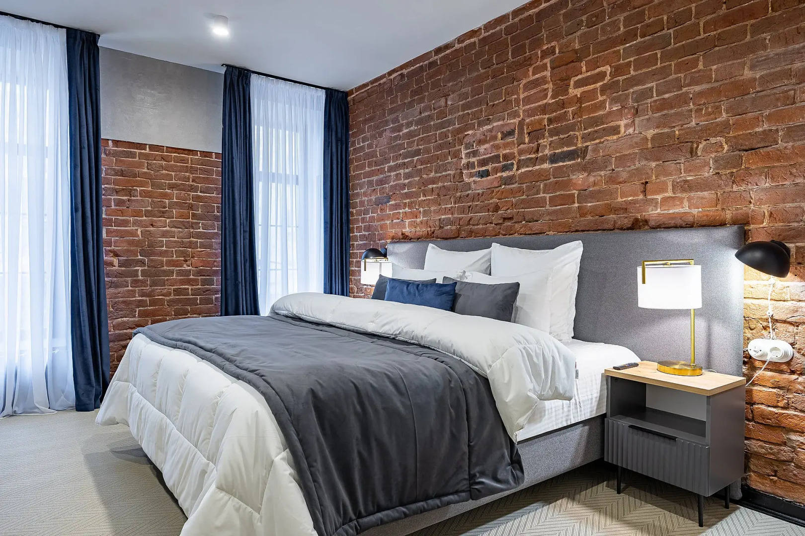 Апартаменты Стильные Chkalov на Ошарской