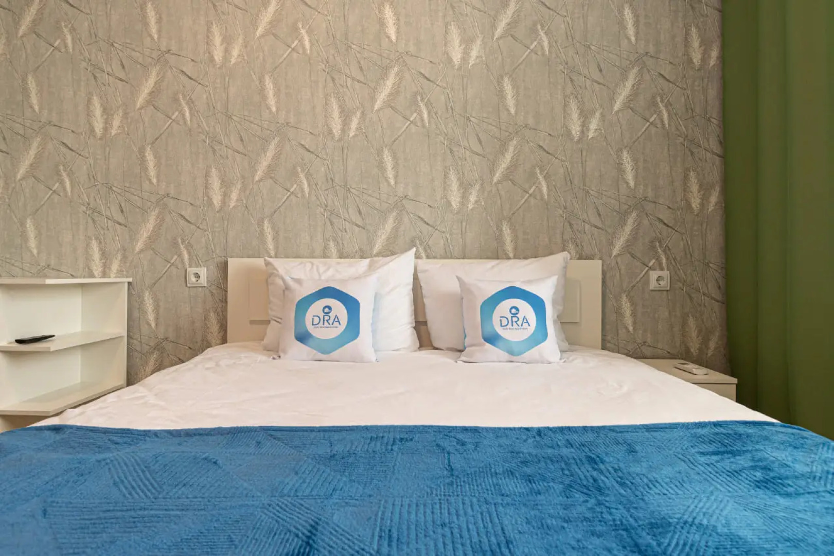 Апартаменты Дизайнерская 1-ком в ЖК Самолёт