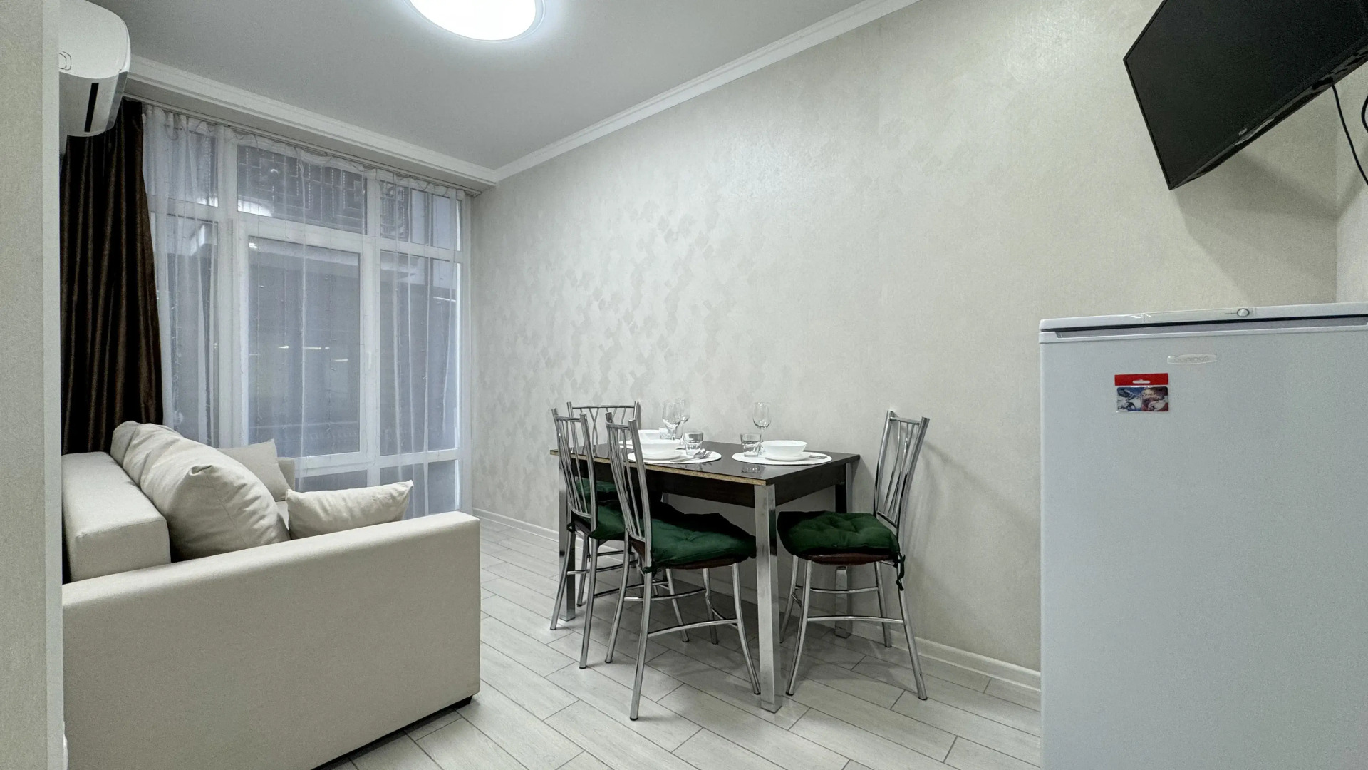 Квартира Евро 2-ком 01 у Казино я на Море