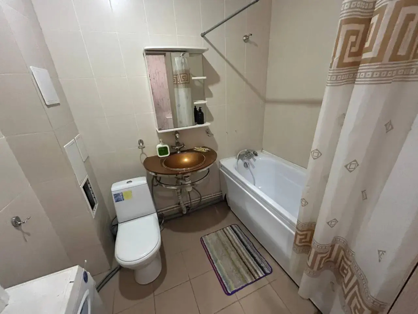 Квартира 1 комнатная на улице Геологоразведчиков 44А