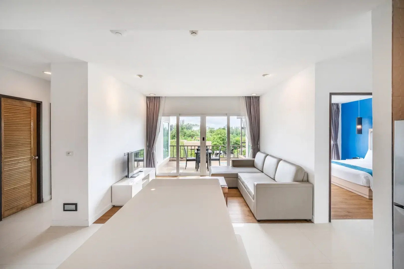 Отель Coco Phuket Bangtao Beach