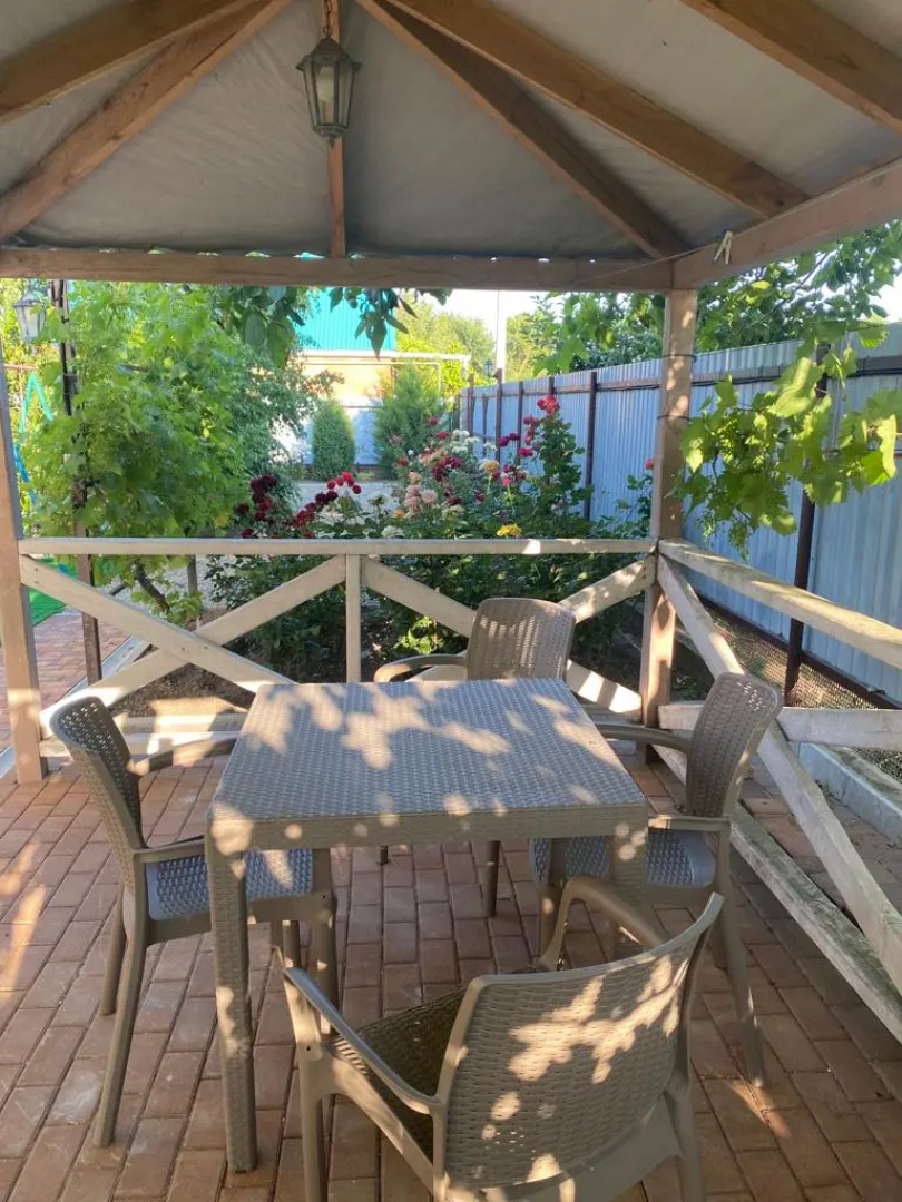 Гостевой дом 38 Попугаев