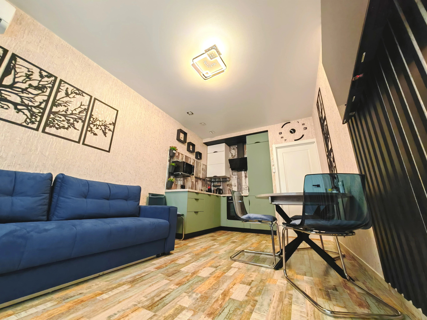 Апартаменты UzorApart Новая комфортная евродвушка в центре недалеко от набережной