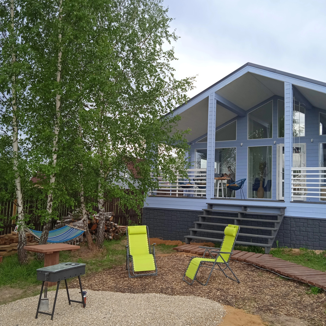 Nebesno-Goluboy Barn Guest House