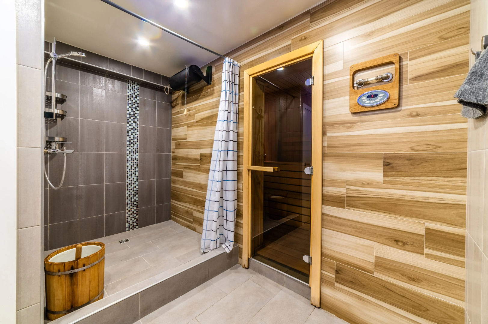 Меблированные комнаты Гостевой комплекс с баней Вверх