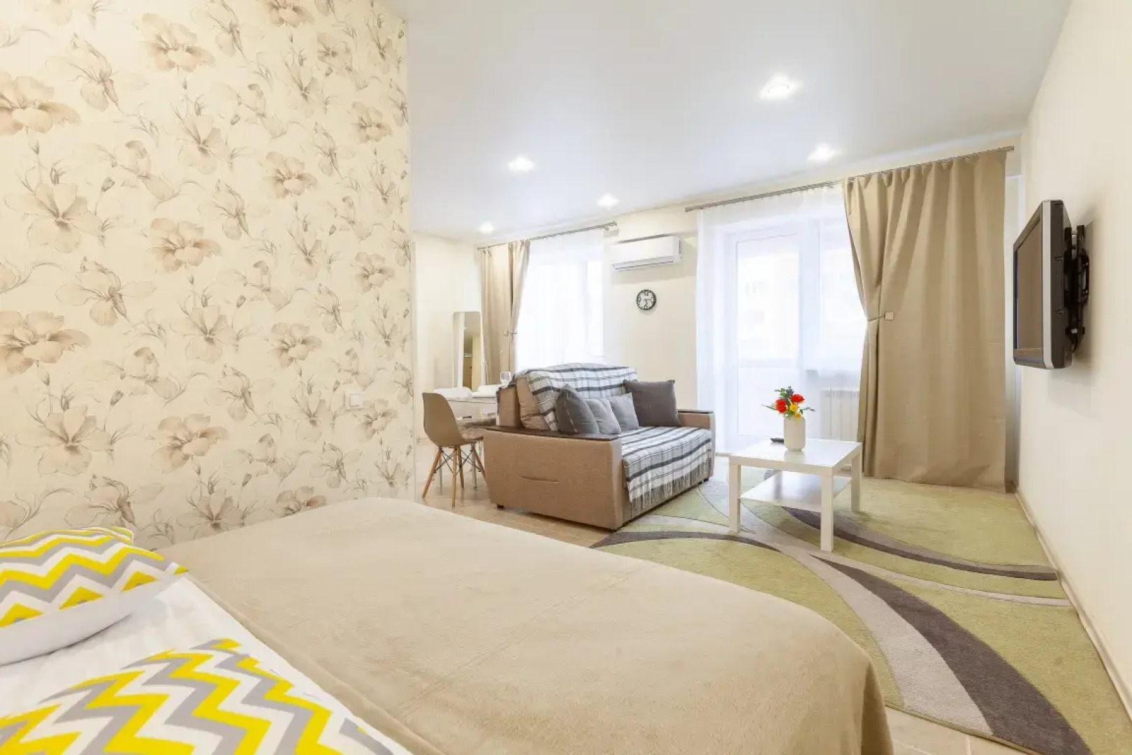 Апартаменты RentPlaza с Видом на Волгу