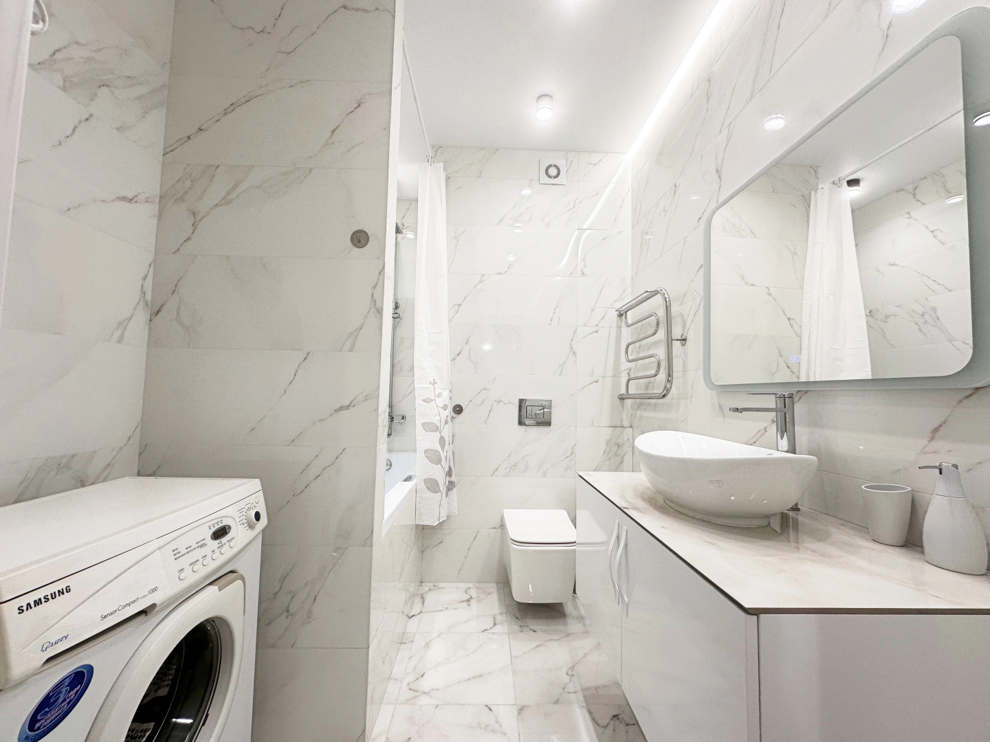 Апартаменты 1-к около ТЦ Парк Хаус