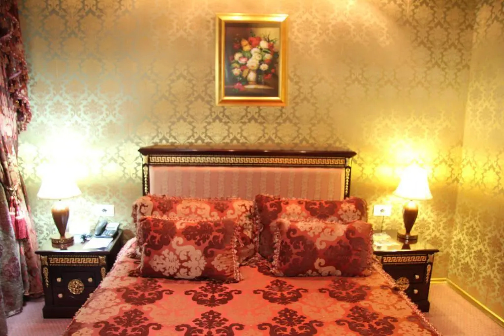 Отель Europa Grand