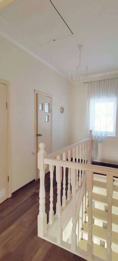 Частный дом на берегу моря с бассейном