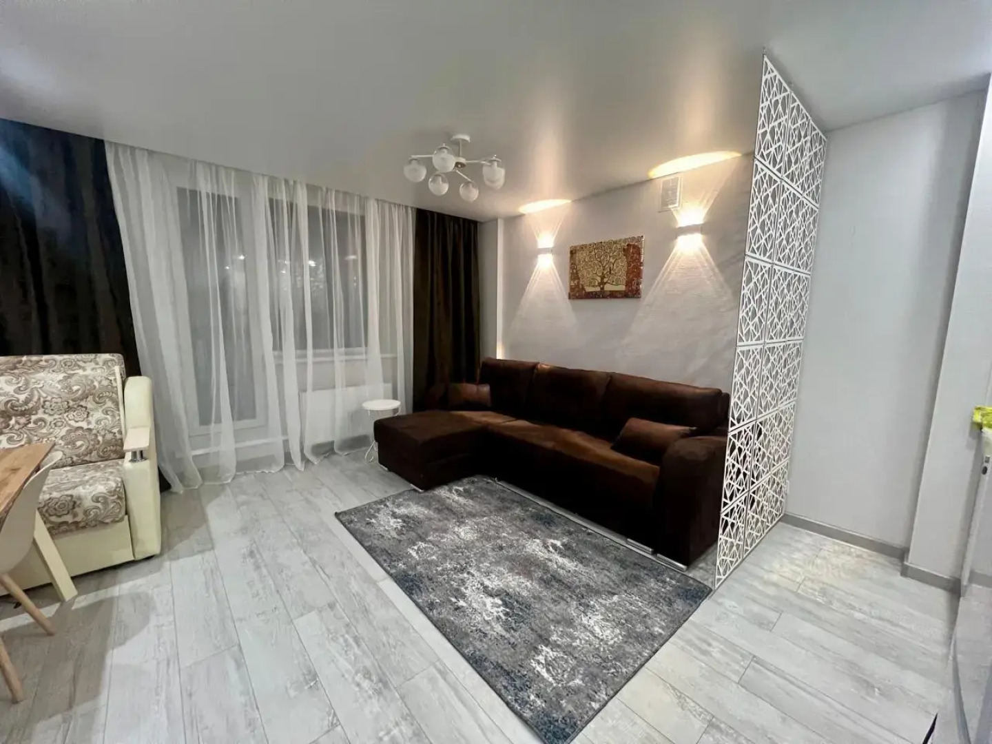 Апартаменты уютная студия на зорге 229/1