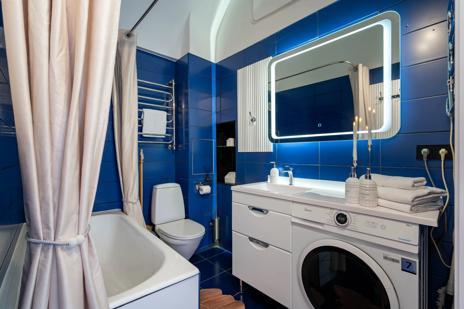 Квартира KeysSpb на Миллионной