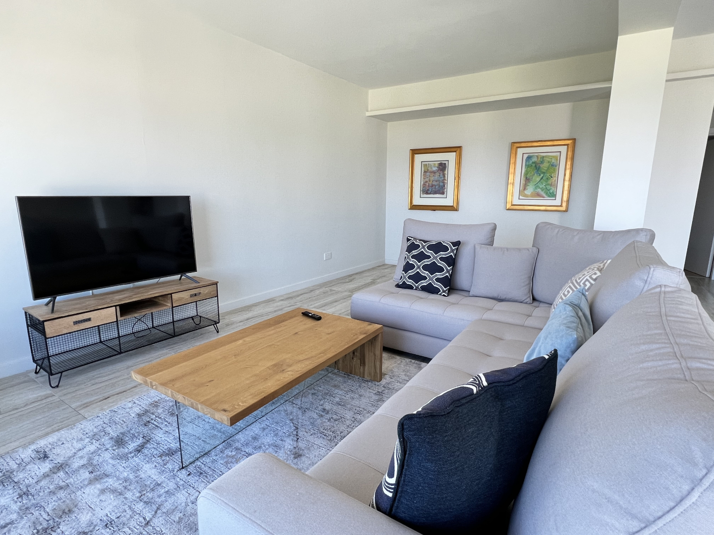 Апартаменты Emerald Suites