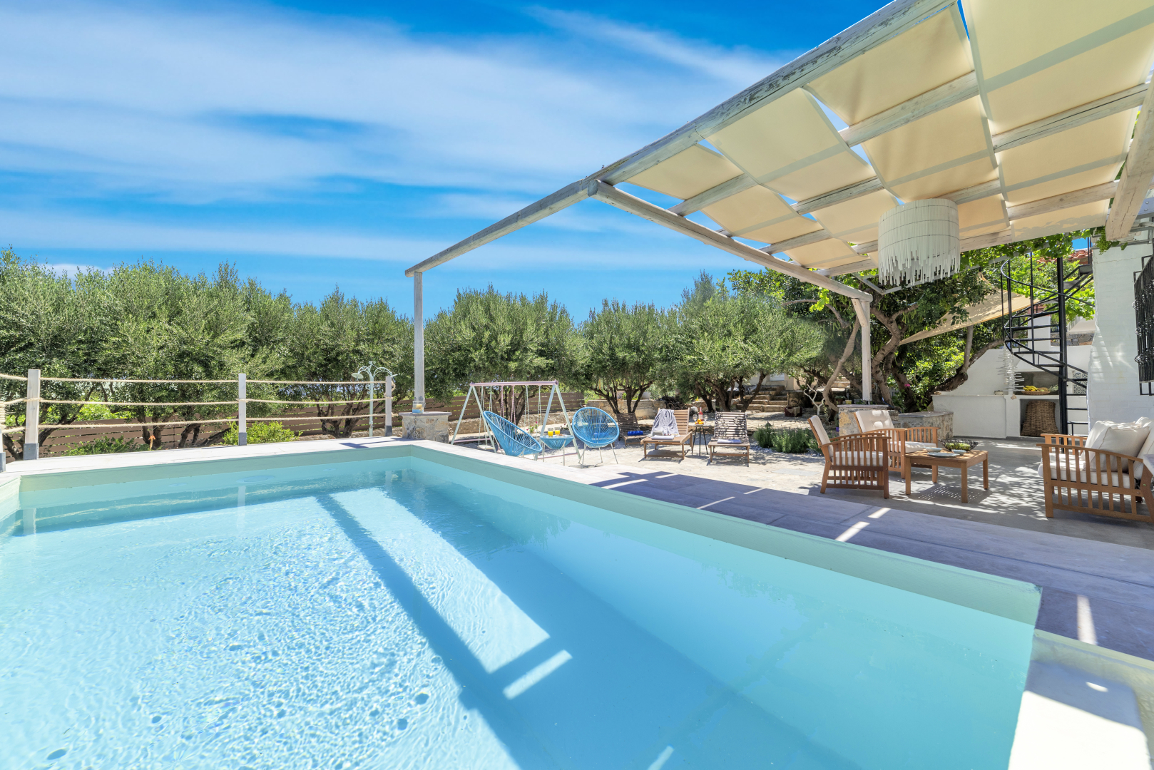 Вилла Cretan Lodge Heated Pool