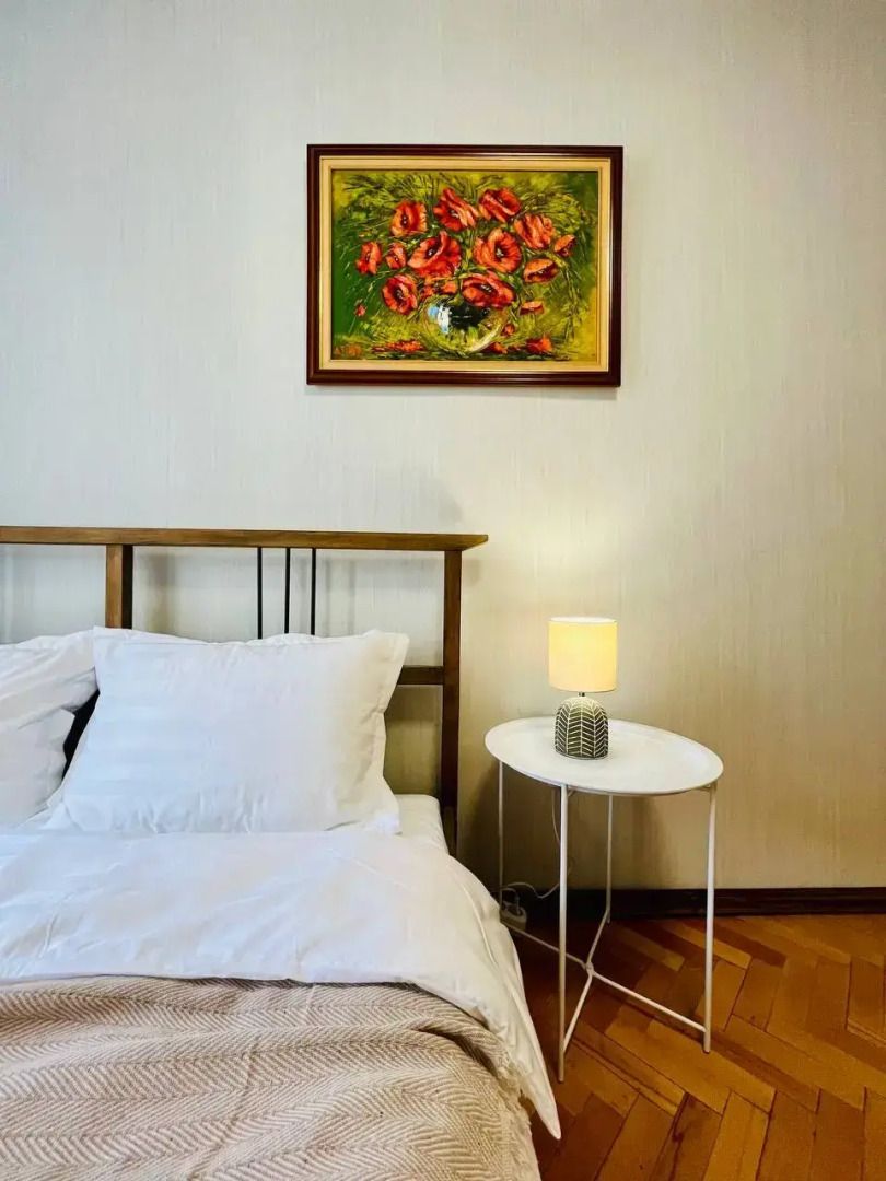 Квартира Уютная 3-x комнaтнaя у мeтрo Aкадемическая