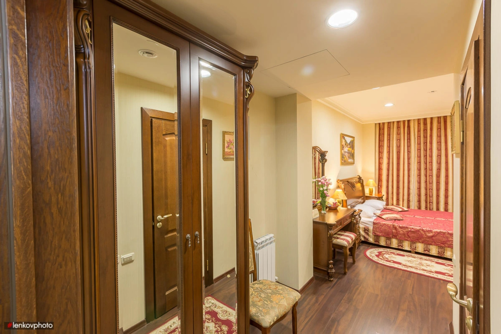 Отель Валенсия