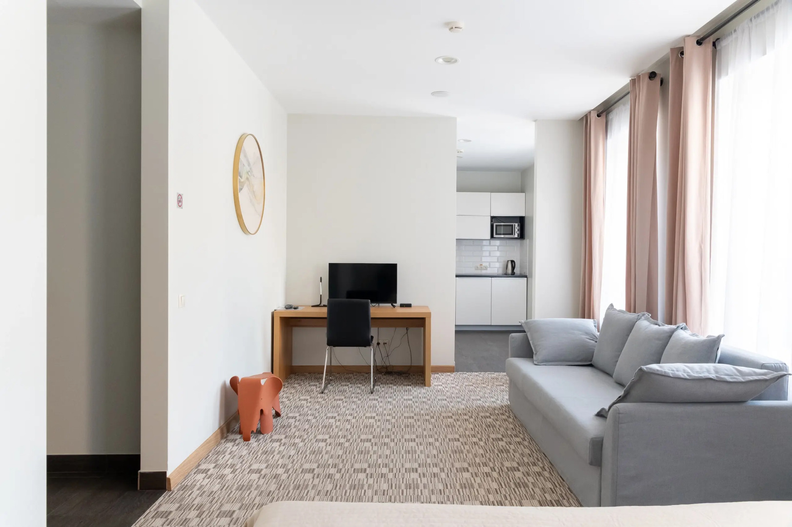 Апарт-отель Светланская 51