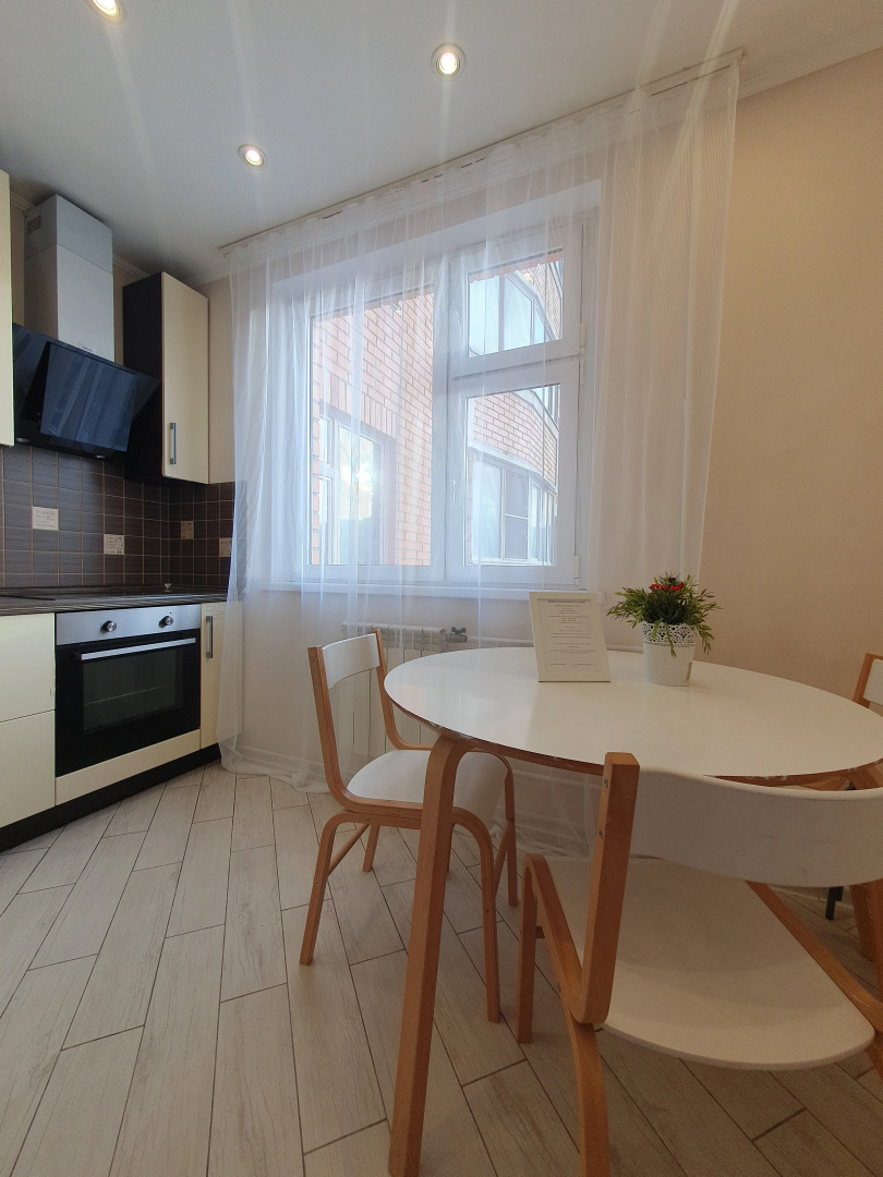 Квартира рядом с клиникой Федорова Уютный Дом